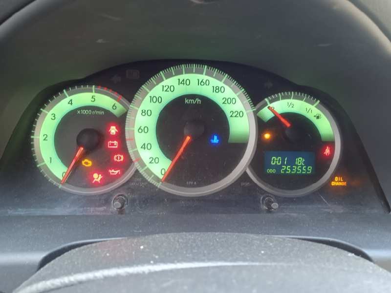 toyota corolla verso (r1) del año 2005