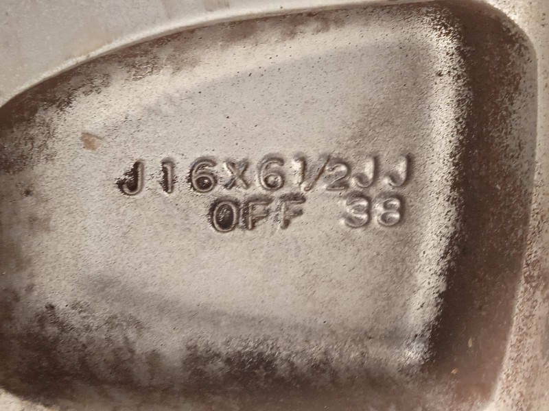 Recambio de llanta para mitsubishi outlander (cw0) 2.0 di-d cat referencia OEM IAM MN184277  