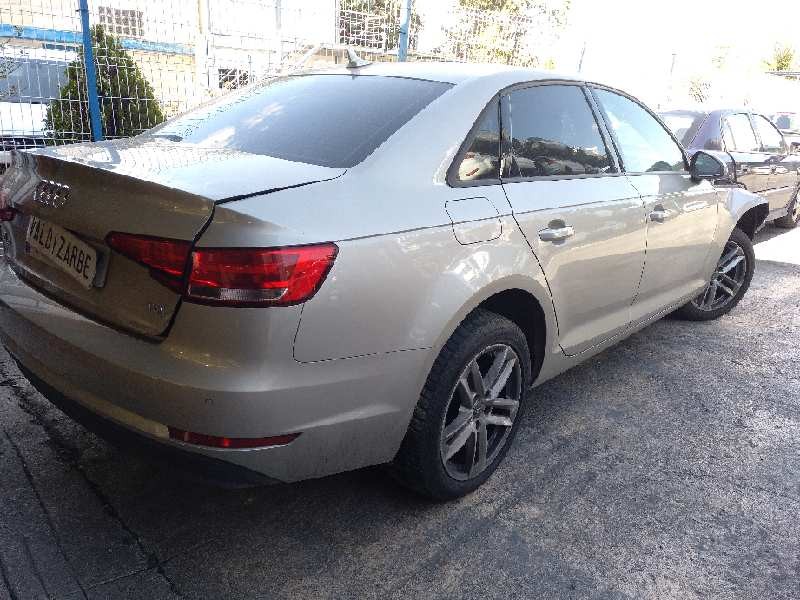 audi a4 berlina (8w2) del año 2016