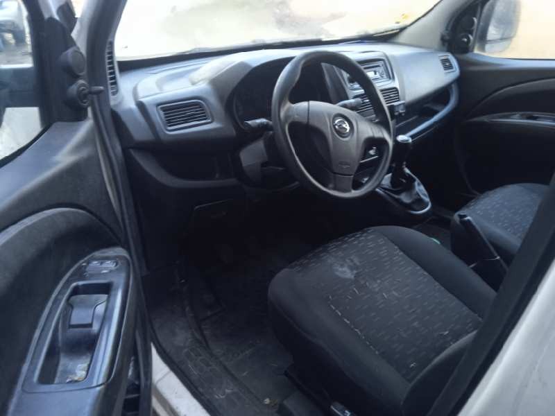 opel combo d del año 2014