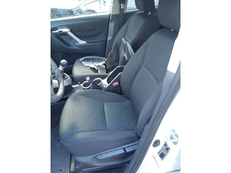 toyota verso del año 2012