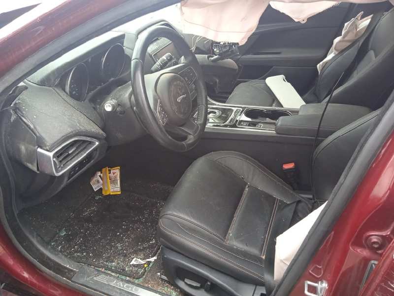 jaguar xe del año 2016