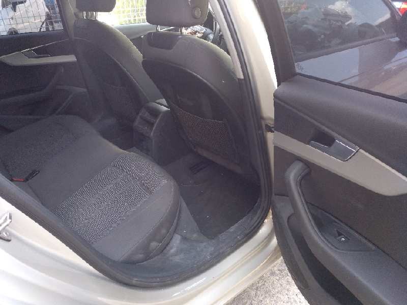 audi a4 berlina (8w2) del año 2016