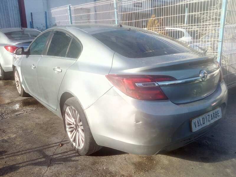 opel insignia berlina del año 2014