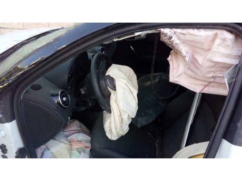 audi a1 sportback (8xf) del año 2016