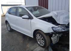 VOLKSWAGEN POLO (6C1)