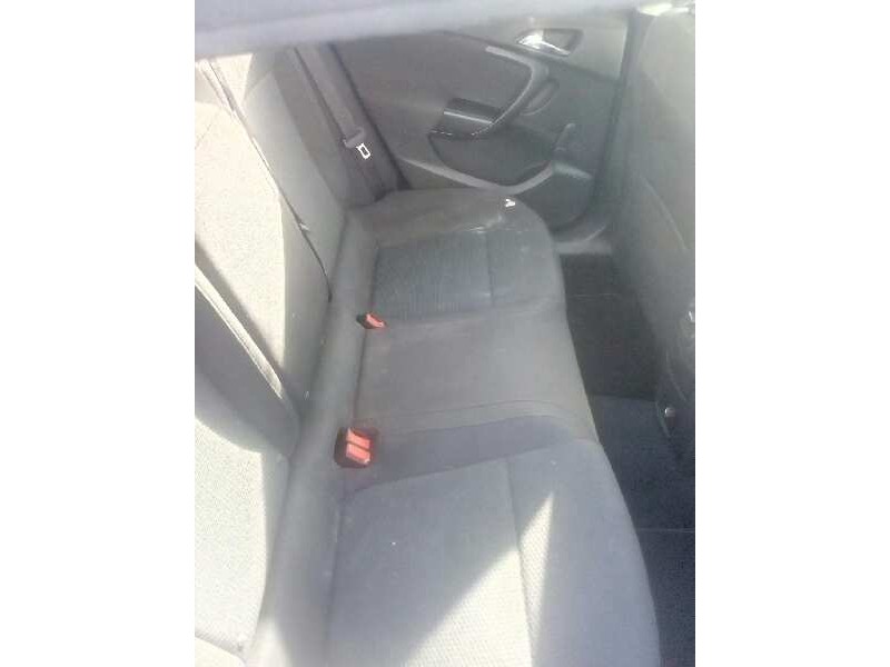 opel insignia berlina del año 2014