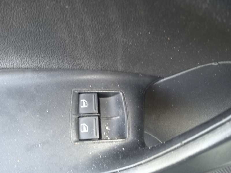 seat ibiza (6p1) del año 2017