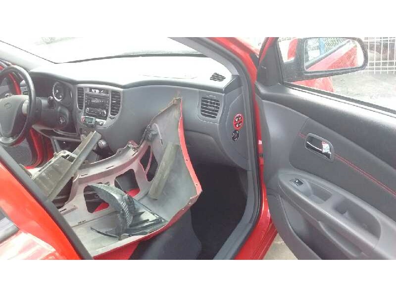 kia rio del año 2006