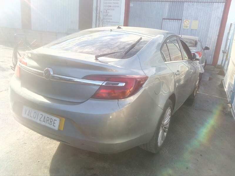opel insignia berlina del año 2014