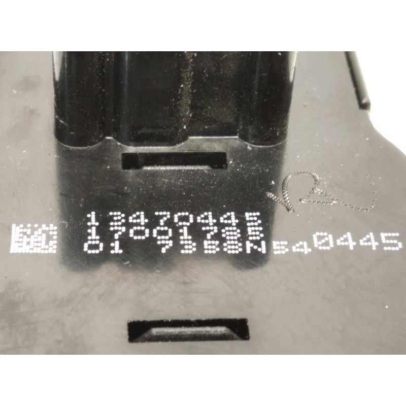 Recambio de mando luces para opel corsa e selective referencia OEM IAM 13470445  