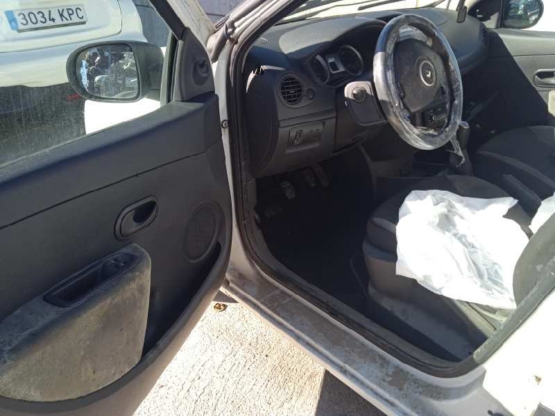 renault clio iii del año 2010