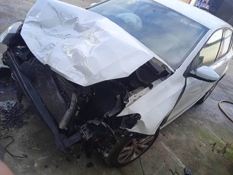 volkswagen polo (6c1) del año 2014