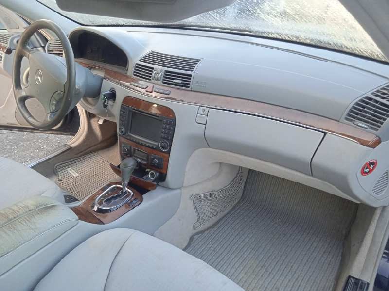 mercedes-benz clase s (w220) berlina del año 2002