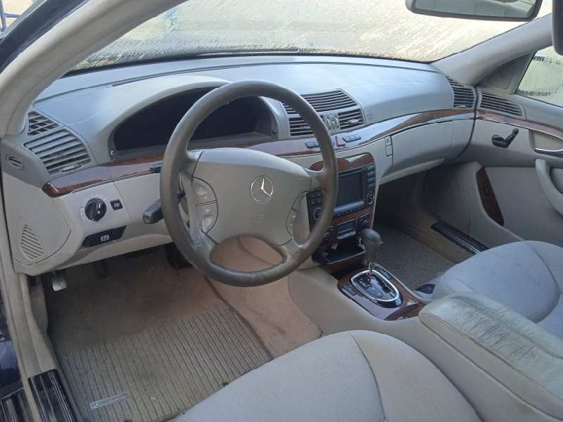 mercedes-benz clase s (w220) berlina del año 2002