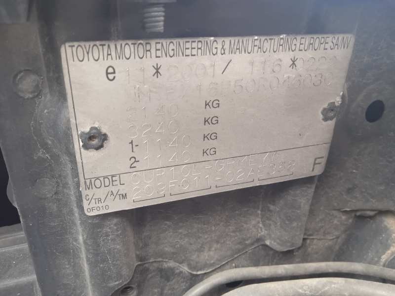 toyota corolla verso (r1) del año 2005