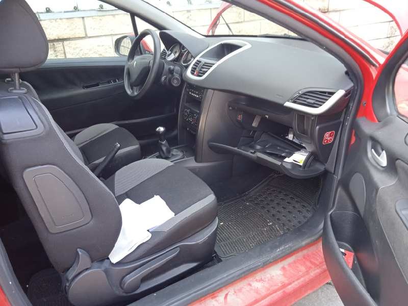 peugeot 207 del año 2008