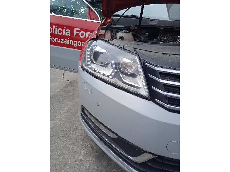 volkswagen passat variant (365) del año 2013