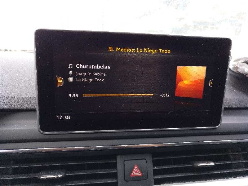 audi a4 berlina (8w2) del año 2016