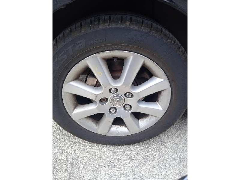 toyota corolla verso (r1) del año 2005