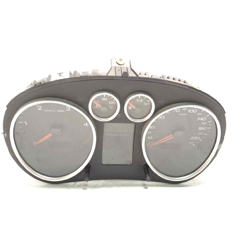 Recambio de cuadro instrumentos para audi a2 (8z) 1.4 tdi (55kw) referencia OEM IAM 8Z0920900F  