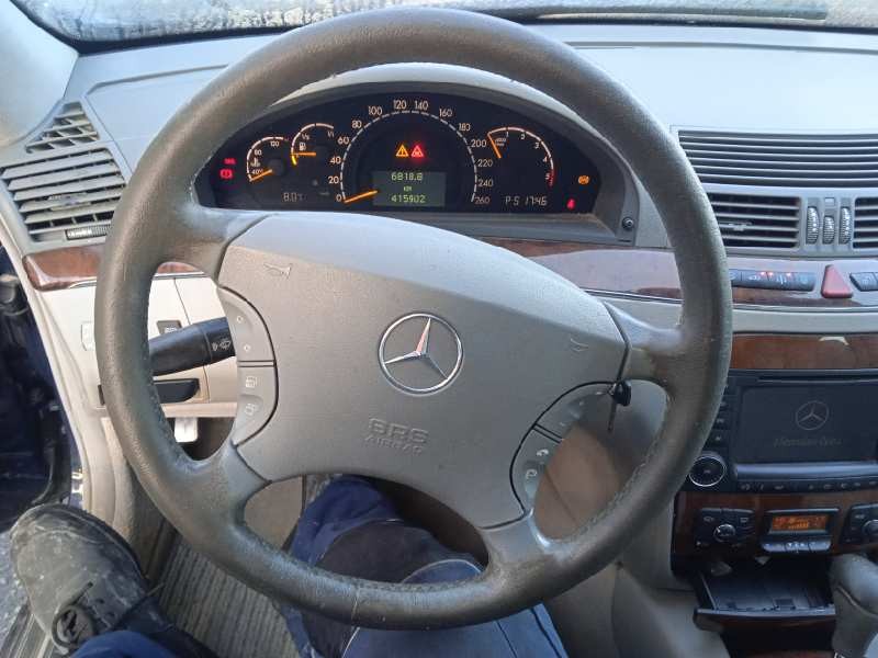 mercedes-benz clase s (w220) berlina del año 2002