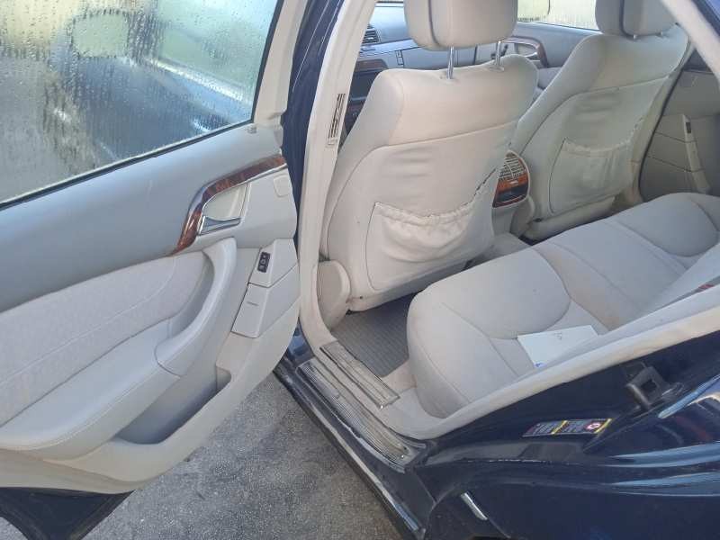 mercedes-benz clase s (w220) berlina del año 2002