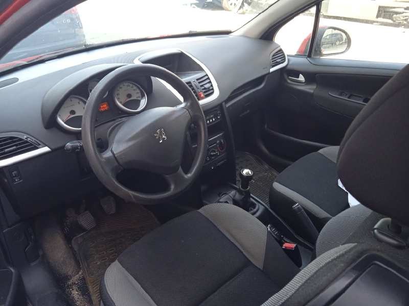 peugeot 207 del año 2008
