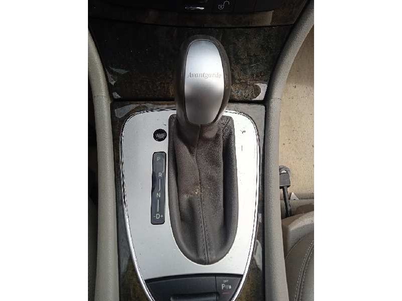 mercedes-benz clase e (w211) berlina del año 2003