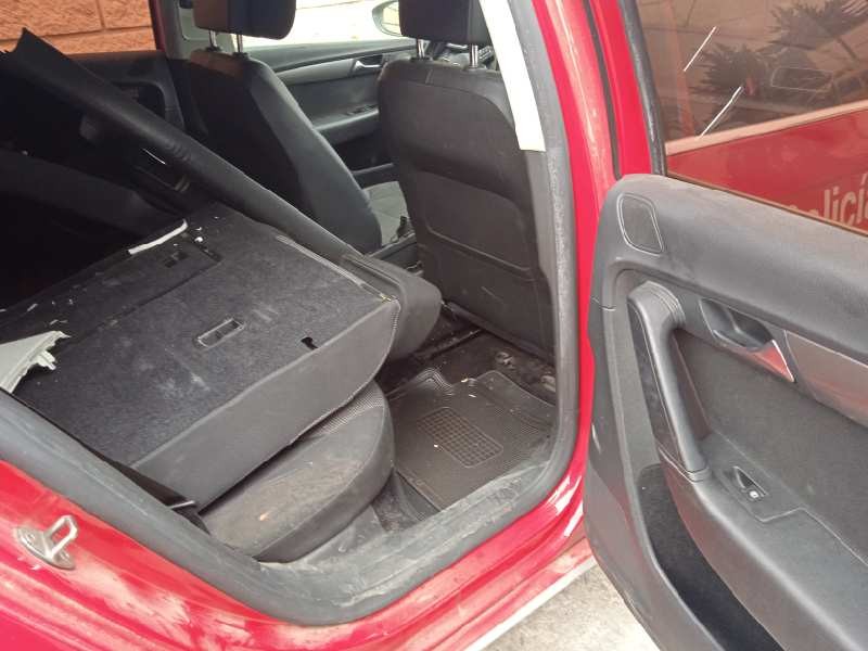 volkswagen passat variant (365) del año 2013