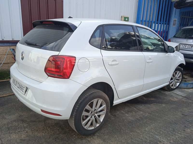 volkswagen polo (6c1) del año 2014