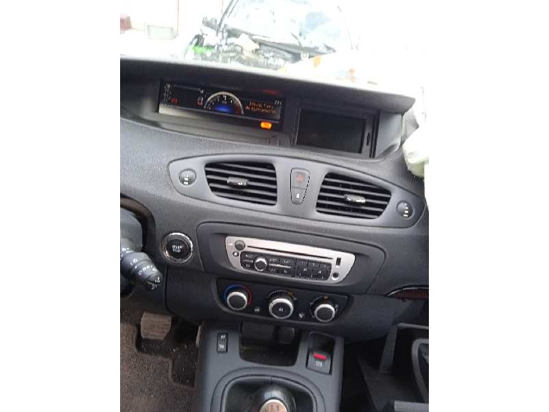 renault scenic iii del año 2013