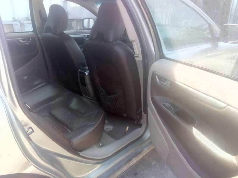 volvo xc70 del año 2006