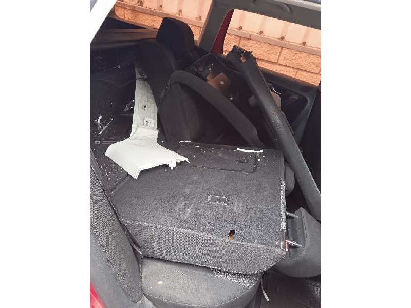 volkswagen passat variant (365) del año 2013