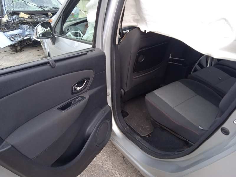 renault scenic iii del año 2013