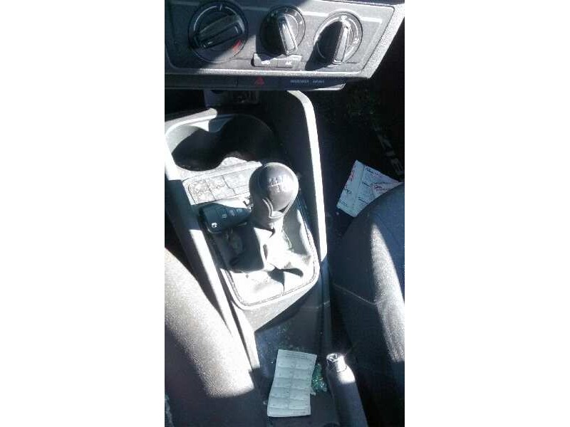 seat ibiza (6j5) del año 2016