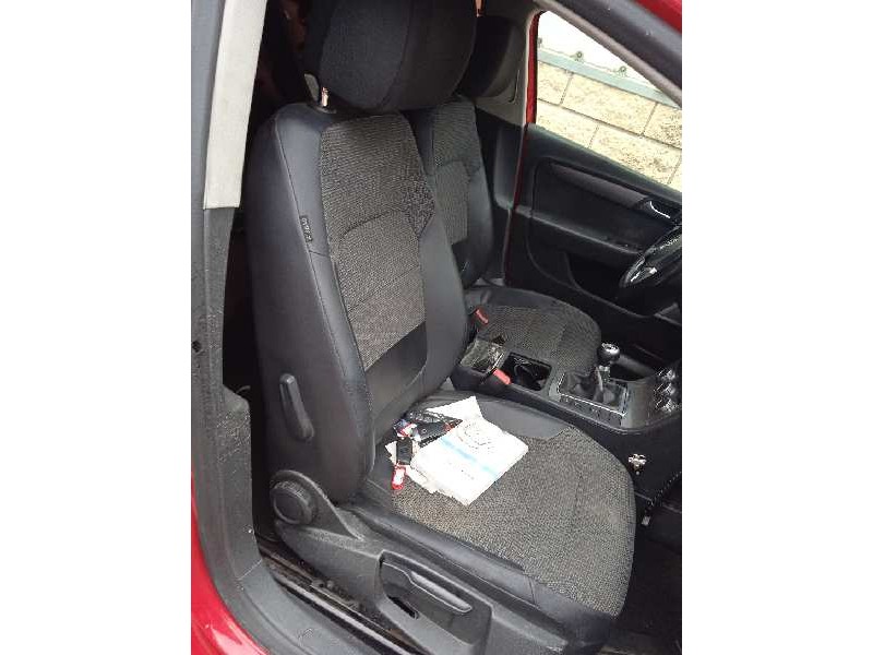 volkswagen passat variant (365) del año 2013