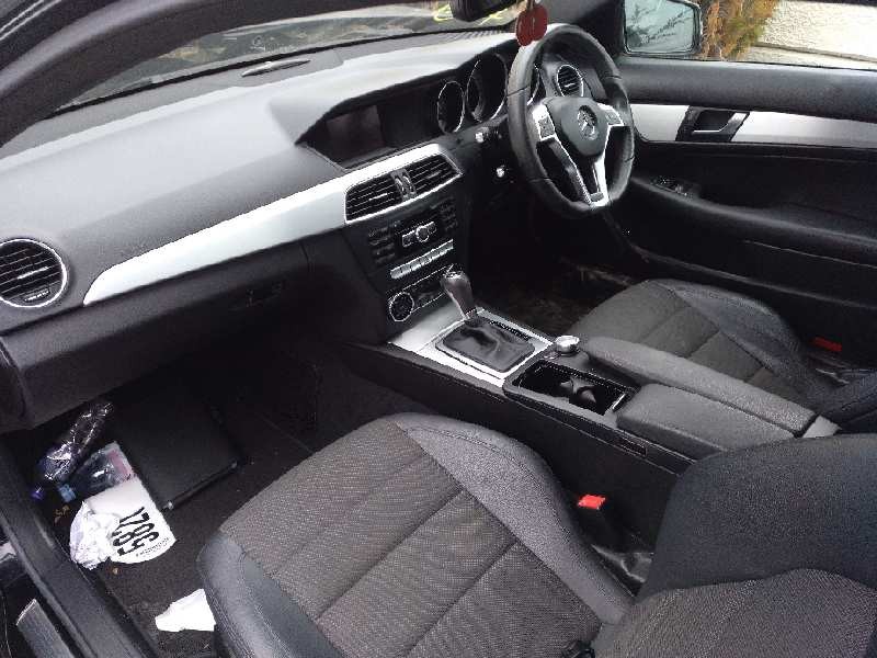 mercedes-benz clase c (w204) coupe del año 2012