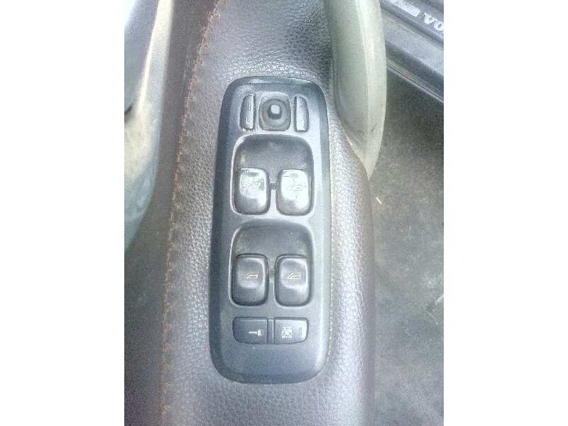 volvo xc70 del año 2006