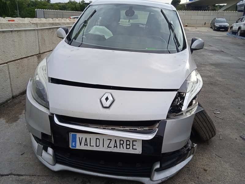 renault scenic iii del año 2013