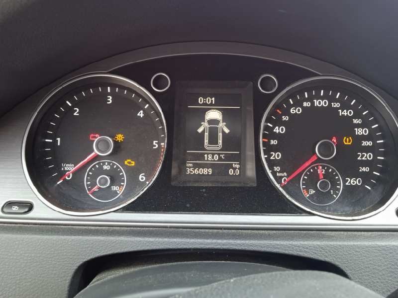 volkswagen passat variant (365) del año 2013