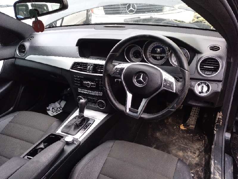 mercedes-benz clase c (w204) coupe del año 2012