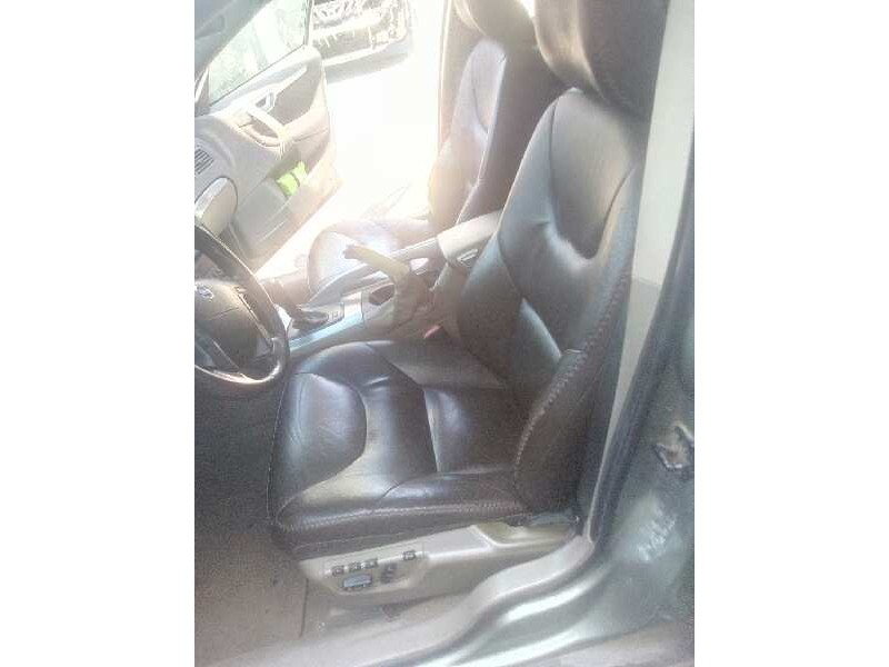 volvo xc70 del año 2006