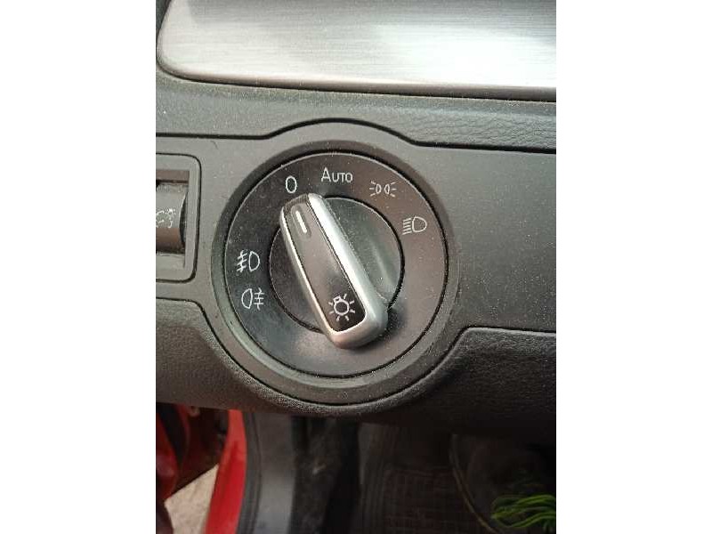 volkswagen passat variant (365) del año 2013