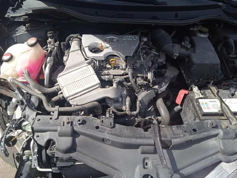 toyota auris del año 2017