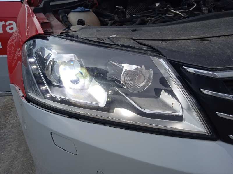 volkswagen passat variant (365) del año 2013