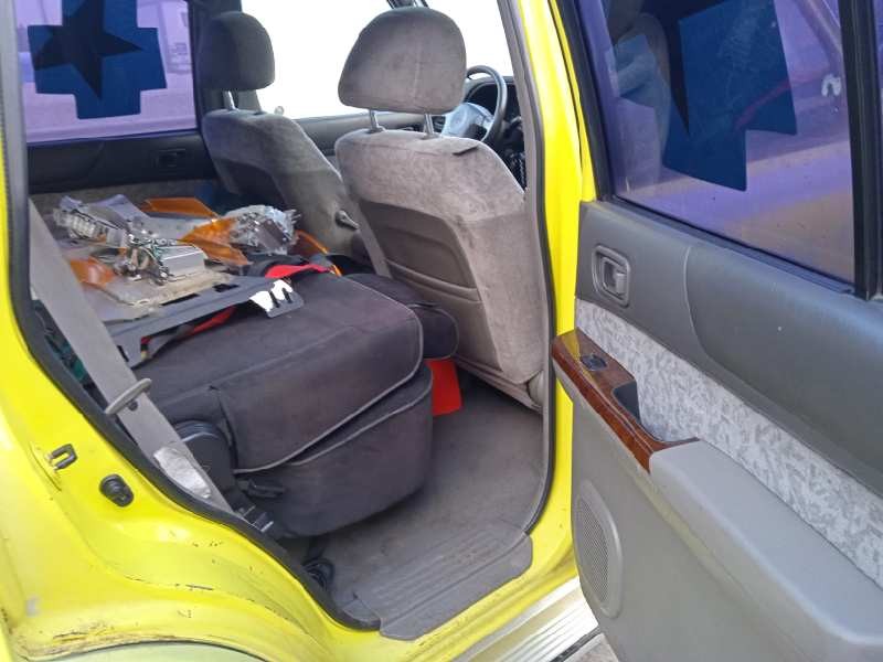 nissan patrol gr (y61) del año 2000