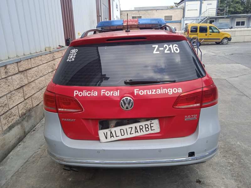 volkswagen passat variant (365) del año 2013