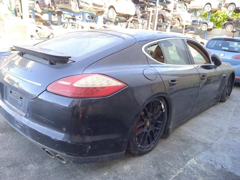 porsche panamera del año 2010