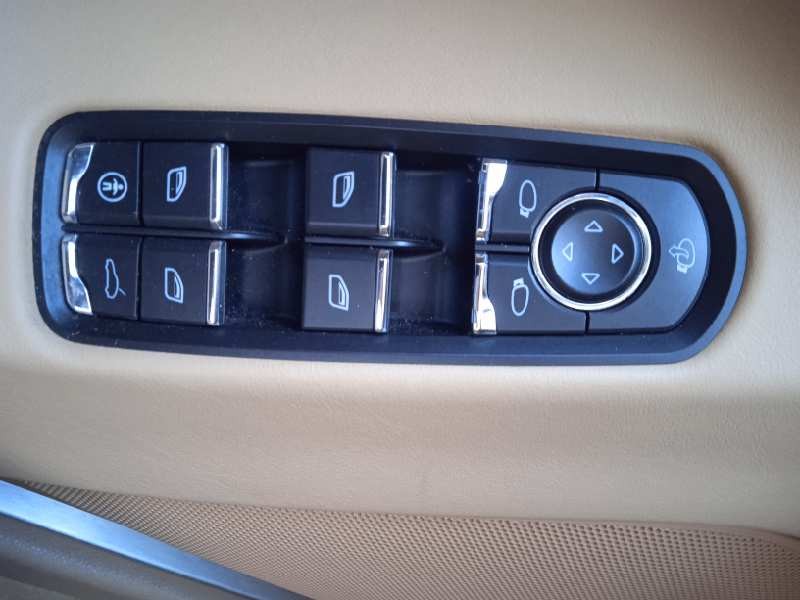 porsche panamera del año 2010